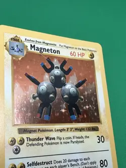 Magneton 9/102 Shadowless Base Set Holo Rare Vintage Pokemon Card - Image 2