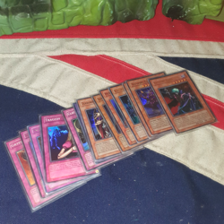 Vintage Yu-Gi-Oh! YuGiOh Trading Cards MIXED JOB LOT BUNDLE Hologram Foil 1996 - Image 1
