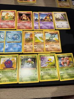Vintage 1999 Pokemon 15 Card Lot Base Set 2 Abra Charmander Ivysaur - Image 1