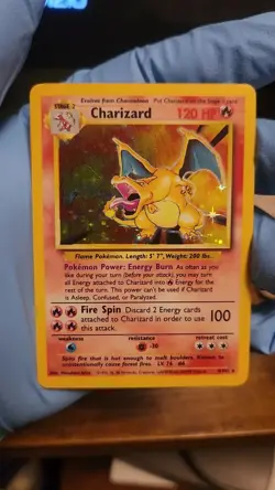 Pokemon TCG Charizard 4/102 Base Set Holo Rare - Image 2