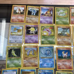 BASE SET Uncommon & Common Set WOTC 38/70 Cards - Image 2