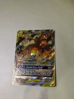 Reshiram & Charizard GX SM201 Sm Holo Pokemon TCG promo 2019 - Image 1