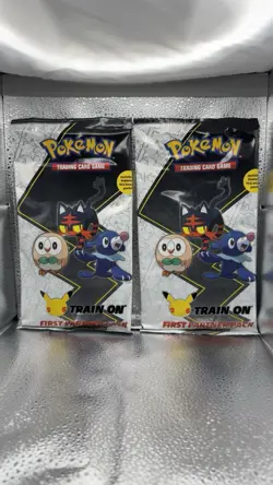 Pokemon First Partner Pack (Alola) - Three Jumbo Cards + 2 TCG Booster Packs 820650809620 - Image 1