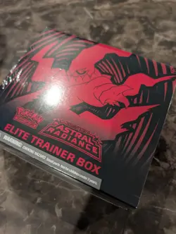 Pokemon TCG Sword & Shield Astral Radiance Elite Trainer Box - 8 Packs (181-8503 820650850394 - Image 2