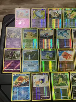 (30) Pokemon Cards Lot WOTC Vtg Holo STAMPED REVERSE Skuntank Arcanine Voltorb - Image 2