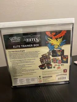 Pokemon TCG: Hidden Fates Trainer Box, 2019 820650804731 - Image 2