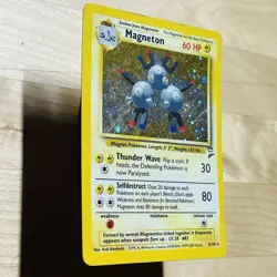 Vintage 2000 Magneton 9/130 Base Set 2 Holo Rare Swirl LP English Pokemon Card - Image 4