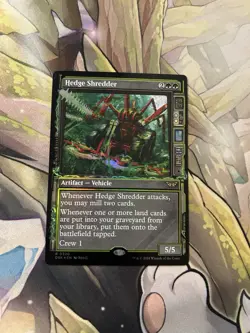 Hedge Shredder (Showcase) Duskmourn: House of Horror Foil 0320 NM - Image 1