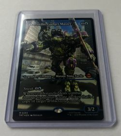 Donatello, Gadget Master Showcase - Teenage Mutant Ninja Turtles **FOIL** - Image 1