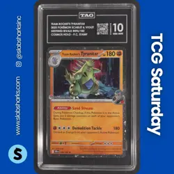 2025 POKEMON DRI EN POKEMON CENTER #096/182 ROCKET'S TYRANITAR PROMO TAG 10 - Image 1