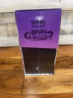 Pokemon TCG Sword & Shield Fusion Strike Elite Trainer Box SEALED ETB - Image 4