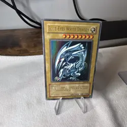 Konami Blue-Eyes White Dragon Holo SDK-001 Starter Deck Kaiba Yu-Gi-Oh! TCG - Image 1