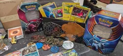 pokemon lot 1000+ cards including sealed packs, hits, dice, binder, etb holos - Image 5
