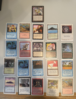 HUGE Lot of 131 Random Magic Cards - Image 1