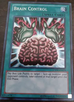Brain Control YGLD-ENA26 King of Games: Yugi's Legendary Decks 1st Edition - Image 1