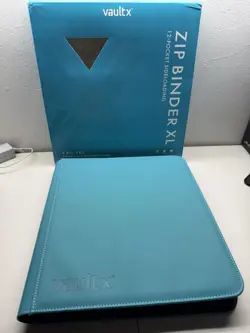 Vault x Exo-Tec 12-Pocket XL Zip Binder 26 Pages, 624 Cards, Ocean Blue/Teal - Image 3