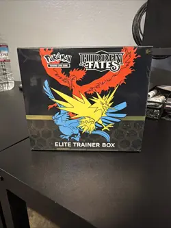Hidden Fates Elite Trainer Box - ETB - Factory Sealed SM Pokemon TCG - Near Mint 820650804731 - Image 1