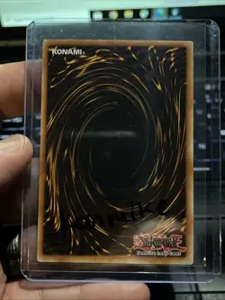 Yugioh Dark Magician MGED-EN002 Maximum Gold: El Dorado - Image 4