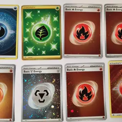 Pokemon lot Fire and Electric Holo Energy Cards W / Dark , Leaf, & Fighting - Image 4