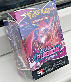 POKEMON TCG SWORD & SHIELD FUSION STRIKE BUILD & BATTLE BOX X4 PACK *SEALED* - Image 2