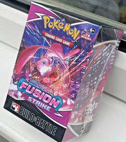 POKEMON TCG SWORD & SHIELD FUSION STRIKE BUILD & BATTLE BOX X4 PACK *SEALED* - Image 3