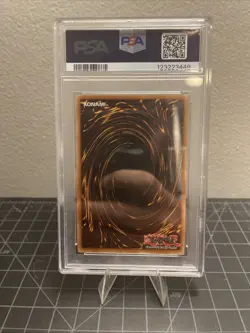 2004 Yu-Gi-Oh! Kaiba Evolution Blue-Eyes White Dragon #001 PSA Slab - Image 3