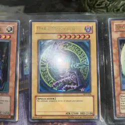 Dark Magician SDY-006 1st Ed Yu-Gi-Oh with odd dot misprint near staff - Rare - Image 3