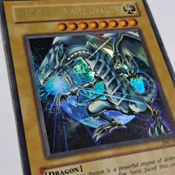 Yugioh Blue-Eyes White Dragon JMP-001 - Image 2