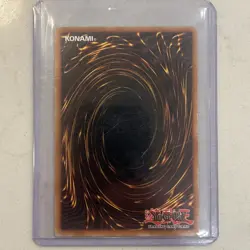 Yugioh Dark Magician SDY-006 Ultra Rare Unlimited LP - Image 2