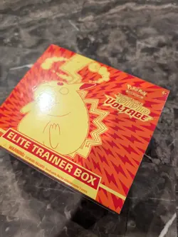 Pokemon TCG: Sword & Shield-Vivid Voltage Elite Trainer Box (133 Cards) 820650807688 - Image 1