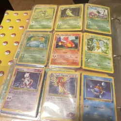 Wizards of the Coast Pokemon TCG Mixed Card Lot Binder Charizard Mewtwo Venusaur - Image 5