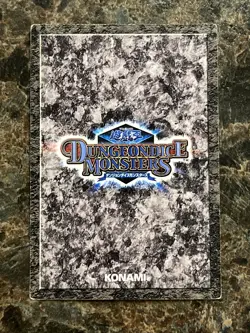 Yugioh Dungeon Dice Monsters DDM JP Dunames Dark Witch B6-01 figure and card - Image 3