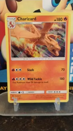 CHARIZARD Detective Pikachu Series POKEMON Holo 2019 Trading Card 5/18 - Image 1