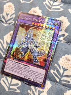 Blue-Eyes Tyrant Dragon - Starlight Rare - MP25-EN042 1st Edition - Yugioh - Image 2