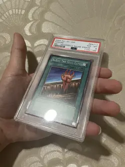 Bazoo the Soul-Eater / Fissure DB1-EN117 Yugioh MISPRINT Wrong Name Rare PSA 8💎 - Image 3