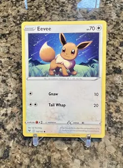 Eevee 130/185 Vivid Voltage Pokemon Card NM - Image 1