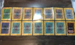 Vintage 1996 Yu-Gi-Oh! TCG Playmat & Rulebook! - Image 3