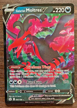 HOLO Galarian Moltres V 097/198 - 2021 Pokemon Chilling Reign Rare Card CLEAN NM - Image 1