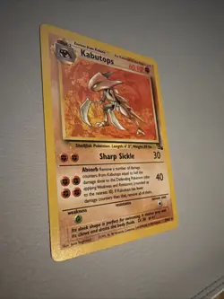 Kabutops 24/62 Rare Fossil Pokemon Card NM - Image 1