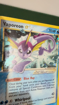 2007 Vaporeon Gold Star 102/108 Power Keepers Holo Vintage Pokemon Card - Image 2