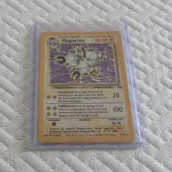 Magneton 11/62 Fossil Unlimited Holo Rare Pokemon Card NM/LP - Image 1