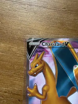 Charizard V SWSH050 - Sword & Shield Promo Card Holo - Image 2