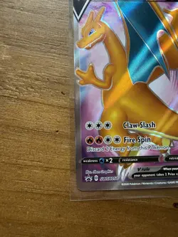 Charizard V SWSH050 - Sword & Shield Promo Card Holo - Image 5