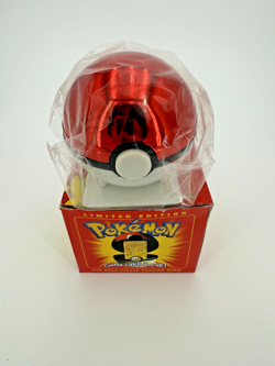 Pokemon Pikachu 23k Gold-Plated Sealed Burger King 1999 Card & Ball - Image 2