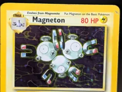 MAGNETON 11/62 1999 FOSSIL SET POKEMON CARD HOLO - Image 2