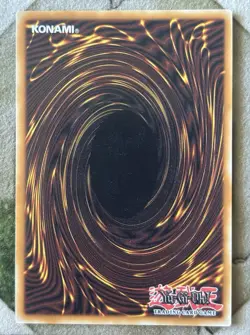 YuGiOh RED-EYES BLACK DRAGON Platinum Secret Rare RA04-EN109 - Image 3