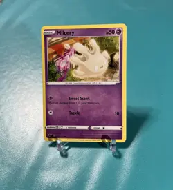 Milcery 080/185 Non Holo Vivid Voltage Pokemon Card NM - Image 1