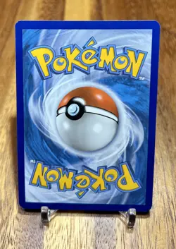 Poochyena 103/185 Non Holo Vivid Voltage Pokemon Card NM - Image 2