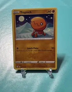 Trapinch 040/072 Shining Fates Pokemon Card NM - Image 1