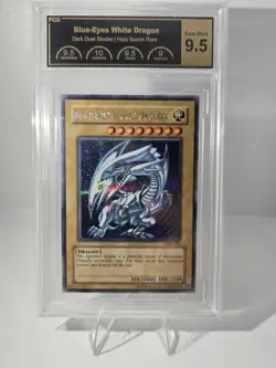 YU-GI-OH! BLUE-EYES WHITE DRAGON DDS-001 PCG 9.5 - Image 1